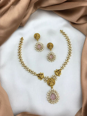Elegant necklace with stone Elegant necklace with stone