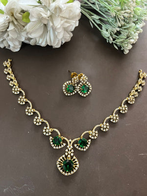 Attractive AD set with stone pendant Attractive AD set with stone pendant