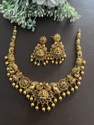Traditional Bridal Necklace with Golden beads Traditional Bridal Necklace with Golden beads