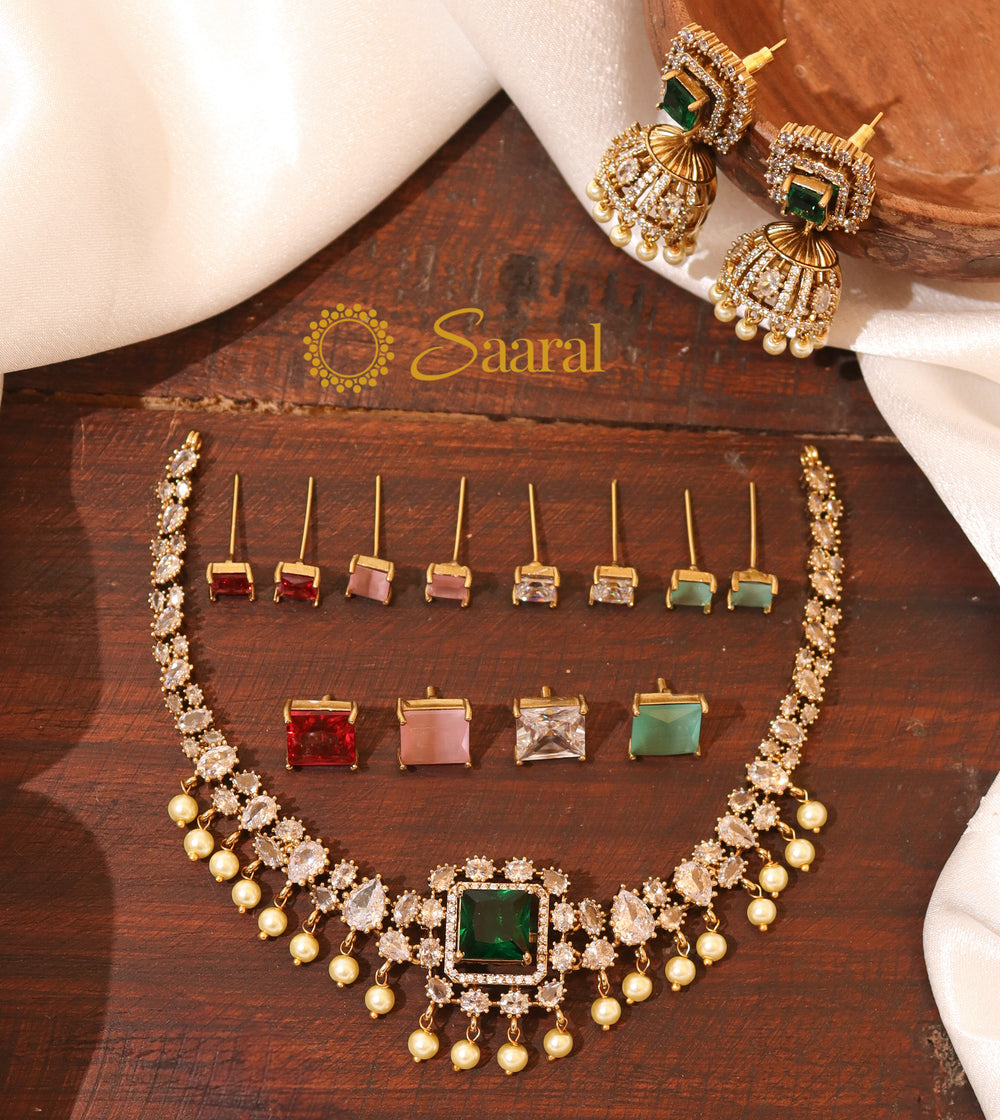 Chocker with color changing pendent