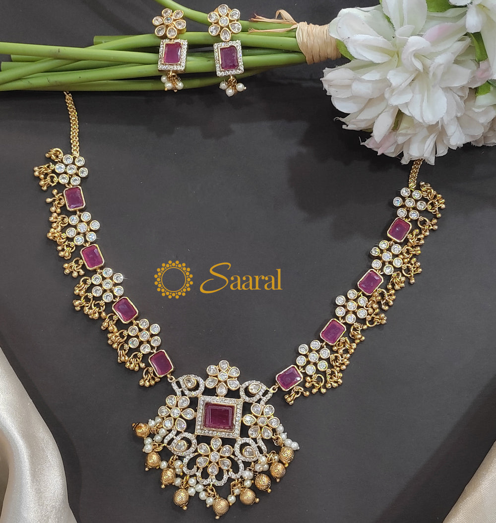 Traditional red and white stone set