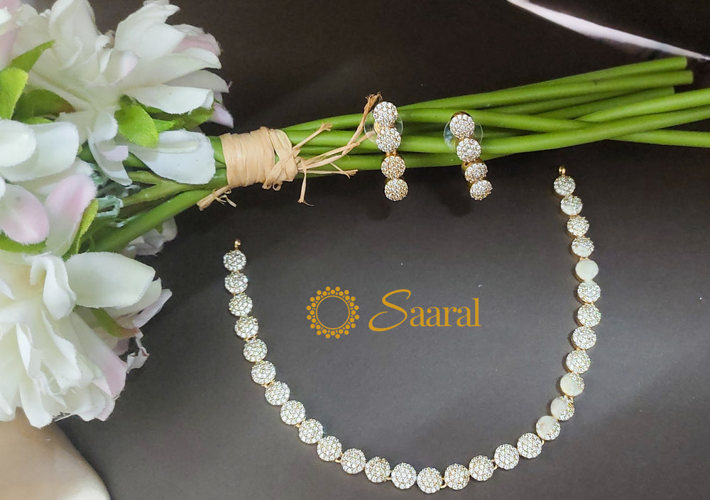Round stone set