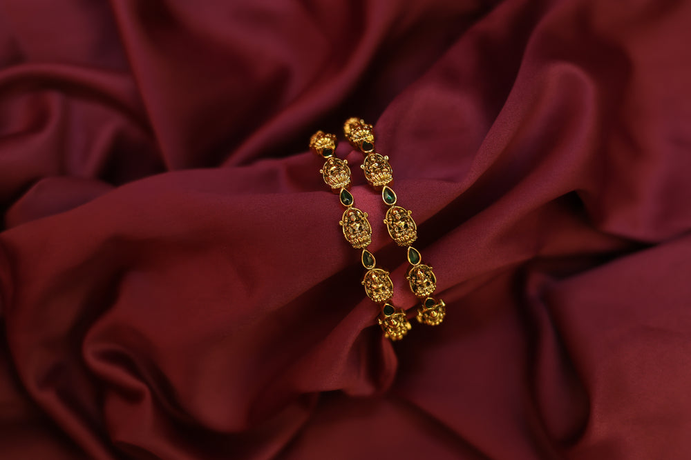 TRADITIONAL LAKSHMI BANGLE