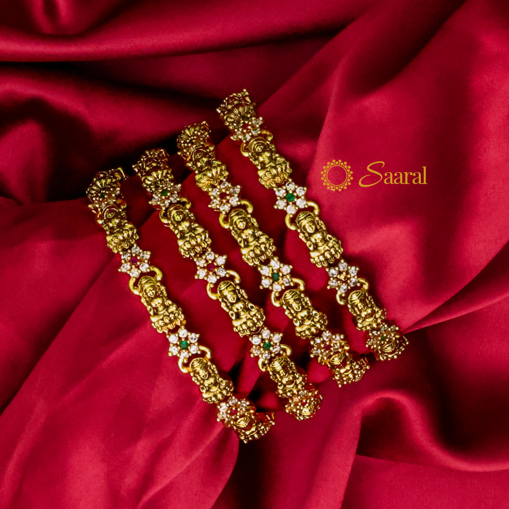 STUNNING ANTIQUE BANGLE