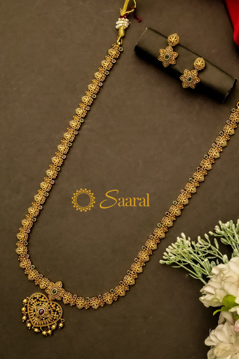 NON IDOL ANTIQUE HARAM