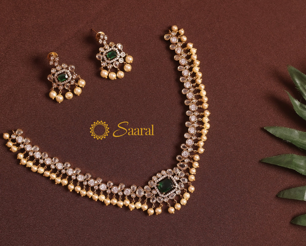 Pearl HangingTraditional green set
