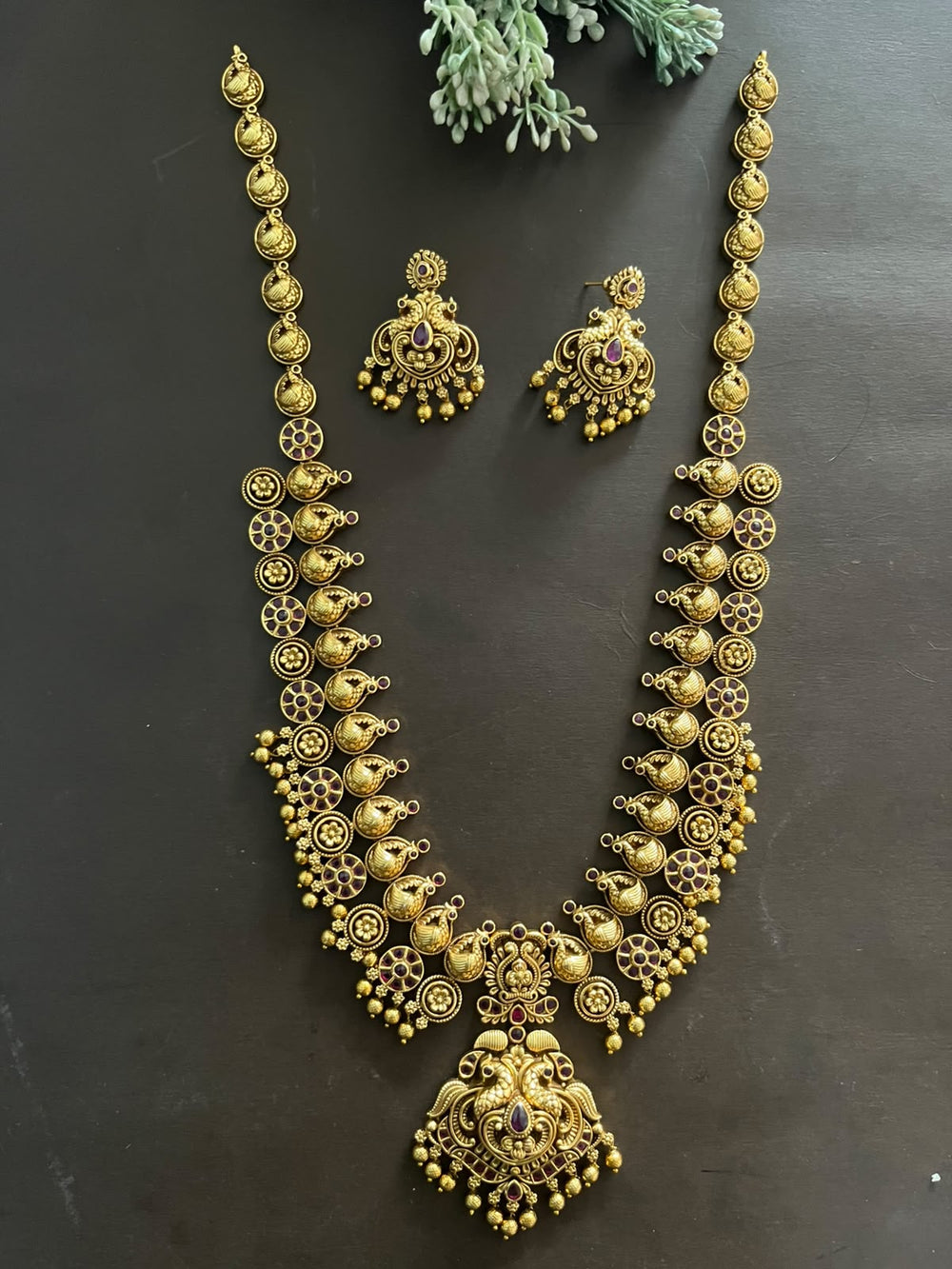Non Idol Bridal Haram with Hemp stone