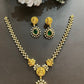 Elegant necklace with stone